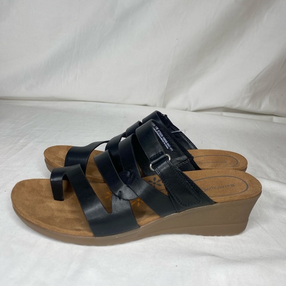 Women Baretraps Theanna Black Wedge Wide Width 11 Sandal - Picture 8 of 10